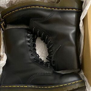 Dr. Martens Air Black Lace-Up Boots, Size 7 Mens/8 Womens